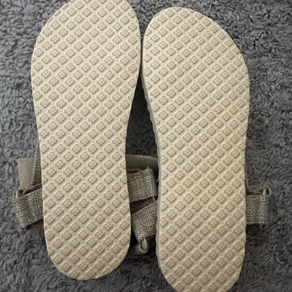 Women Triangle Decor Linen Ankle Strap Sandals, - Picture 7 of 7